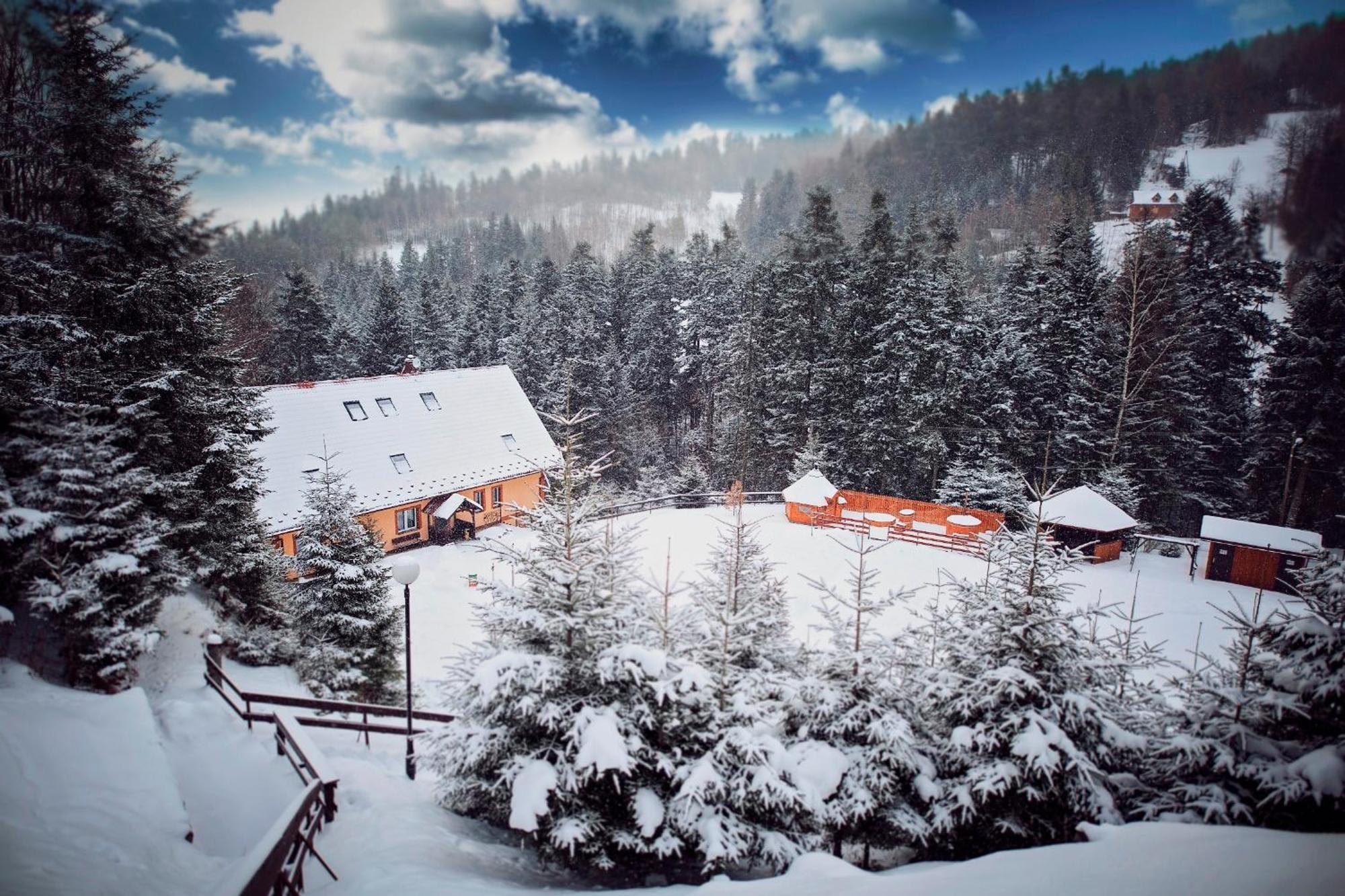 Hotel Osrodek Wypoczynkowy Iskra Piwniczna-Zdroj Exterior foto